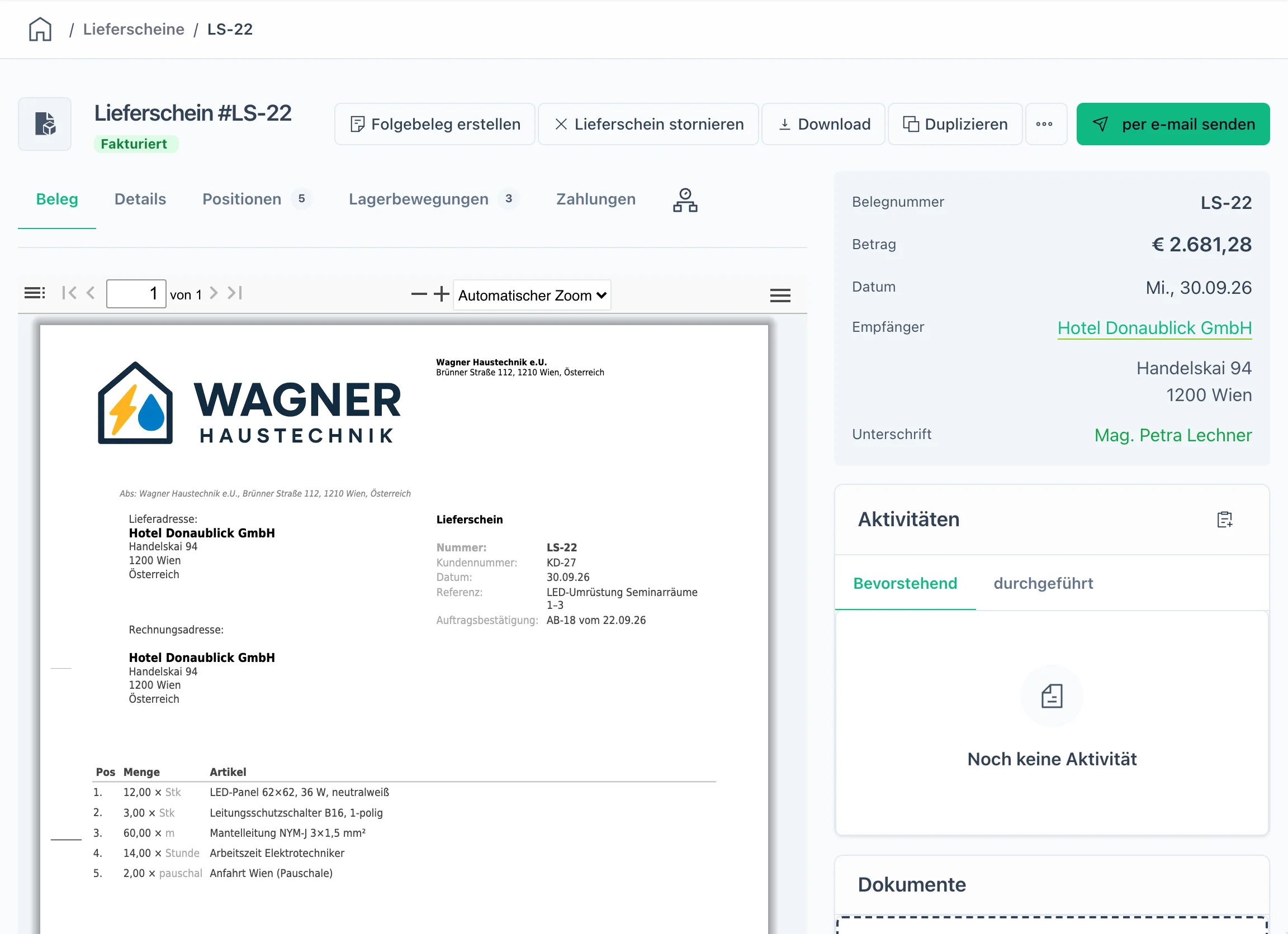Lieferschein LS-22 an das Hotel Donaublick, Status fakturiert, unterschrieben von Mag. Petra Lechner, mit Reiter Lagerbewegungen