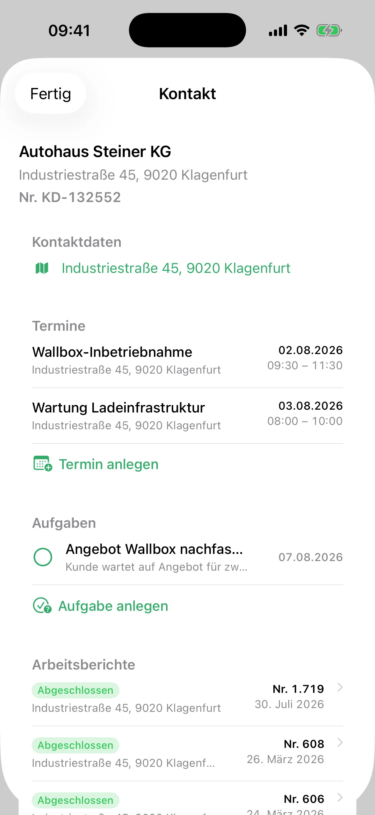 Kundendetail in der flinkest-App mit Terminen, Aufgaben und Arbeitsberichten